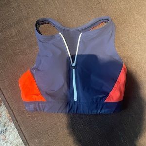 NWOT Athleta Zip Sports Bra Size S